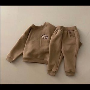 NWT 6M,9M, Unisex baby set